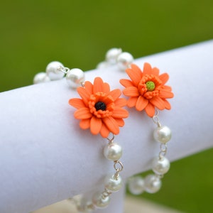 Orange Gerbera Daisy and Pearls Bracelet, Orange Flower Bracelet, Fall Flower Jewelry