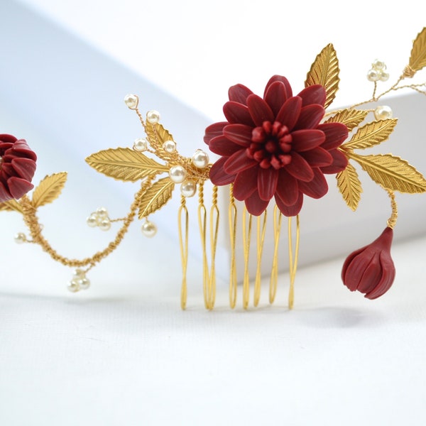 Red Garnet Dahlia and Leaves hair Comb. Red Floral Headpiece. Red Flower Hair Comb. Red Wedding Hair Accessories. Molly Hair Comb