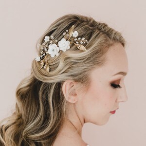 Sakura /Cherry Blossom and Metal Leaves. Adelle Bridal Hair Comb