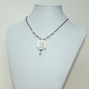 White Rose Necklace White Flower Necklace White Bridesmaid Necklace White Rose Necklace White Flower Necklace White Bridesmaid Necklace