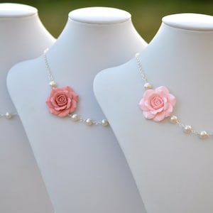 Pastel Blush Pink Rose and Pearls Bridal Necklace, Dusty Pink Bridal Necklace, Pink Bridesmaid Necklace