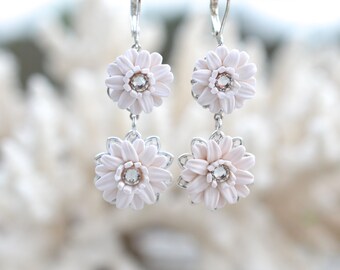 White Gerbera Daisy Earrings. Bridal Gerbera Daisy Earrings. Double Flower Earrings