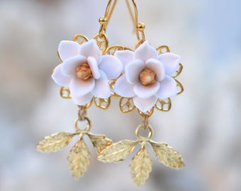 White Magnolia and Leaves Earrings. White Magnolia Bridal Earrings. Magnolia Jewelry. Magnolia Flower and Leaves. KATE