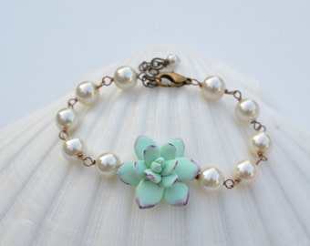 Light Mint Green-Purple Succulent Bracelet. Mint Succulent Bracelet. Green Mint Succulent Jewelry