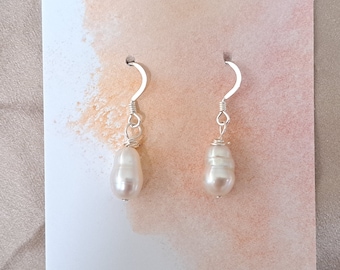 Gorgeous 925 Sterling Silver Baroque Pearl Earrings White A Grade Baroque Pearl Sterling Silver Earrings