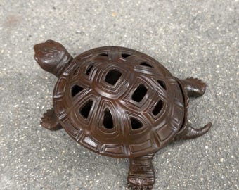 Vintage Copper Turtle Incense Burner, Chinese Longevity Tortoise Censer,Hollow Carved Metal Incense Holder,Oriental Meditation DecorOrnament