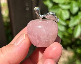 Natuurlijke Rozenkwarts Appelbeeldje Crystal Love Charm Feng Shui Decor Handheld Healing Stone Cadeau