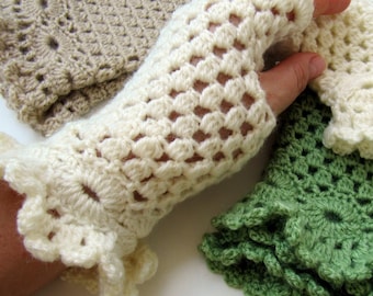 Crochet Lace Gloves Pattern: Ruffle Wrist, Fingerless Design (PDF Download #99)