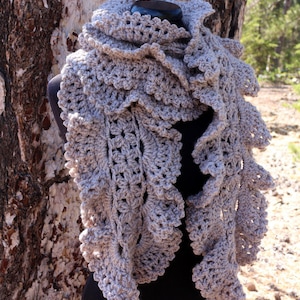 Crochet PATTERN Ruffle Scarf "Troodos". Chunky crochet ruffled scarf tutorial pattern. Unique design crochet scarf women. Download PDF #196