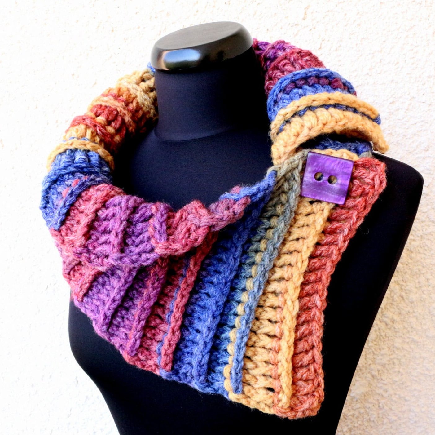 40 Neck Warmer Crochet Patterns for Cozy, Wearable Layers 29 Chunky Crochet Scarf Cowl Pattern: Easy Two-Button Neck