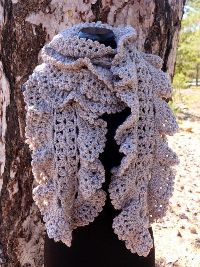 Crochet PATTERN Ruffle Scarf Troodos. Chunky crochet ruffled scarf tutorial pattern. Unique design crochet scarf women. Download PDF 196 image 5