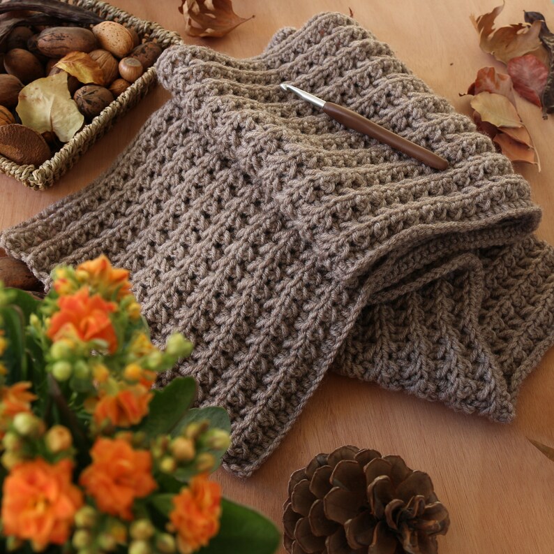 Hand crocheted scarf Beige scarf Long scarf Autumn gift image 2
