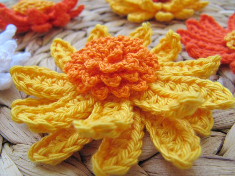 Crochet PATTERN Gerbera Daisy Flower. Easy crochet flower tutorial pattern. Spring Summer crochet flower beginner pattern. Download PDF 79 image 1