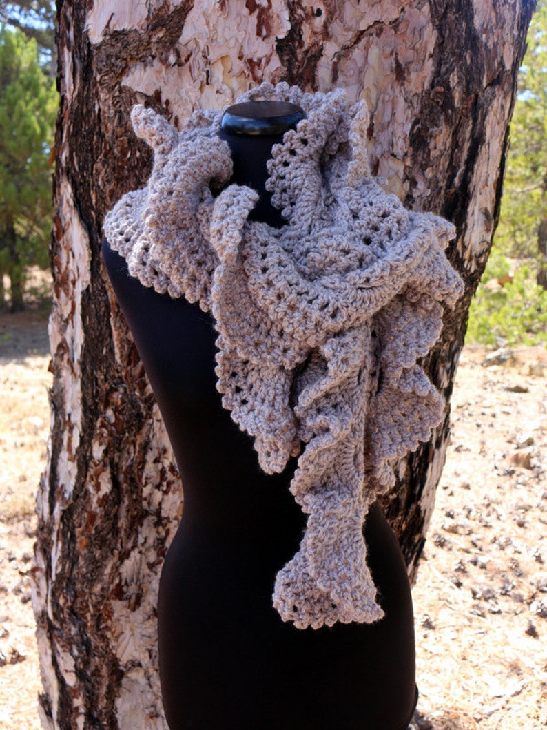 Crochet PATTERN Ruffle Scarf Troodos. Chunky crochet ruffled scarf tutorial pattern. Unique design crochet scarf women. Download PDF 196 image 3