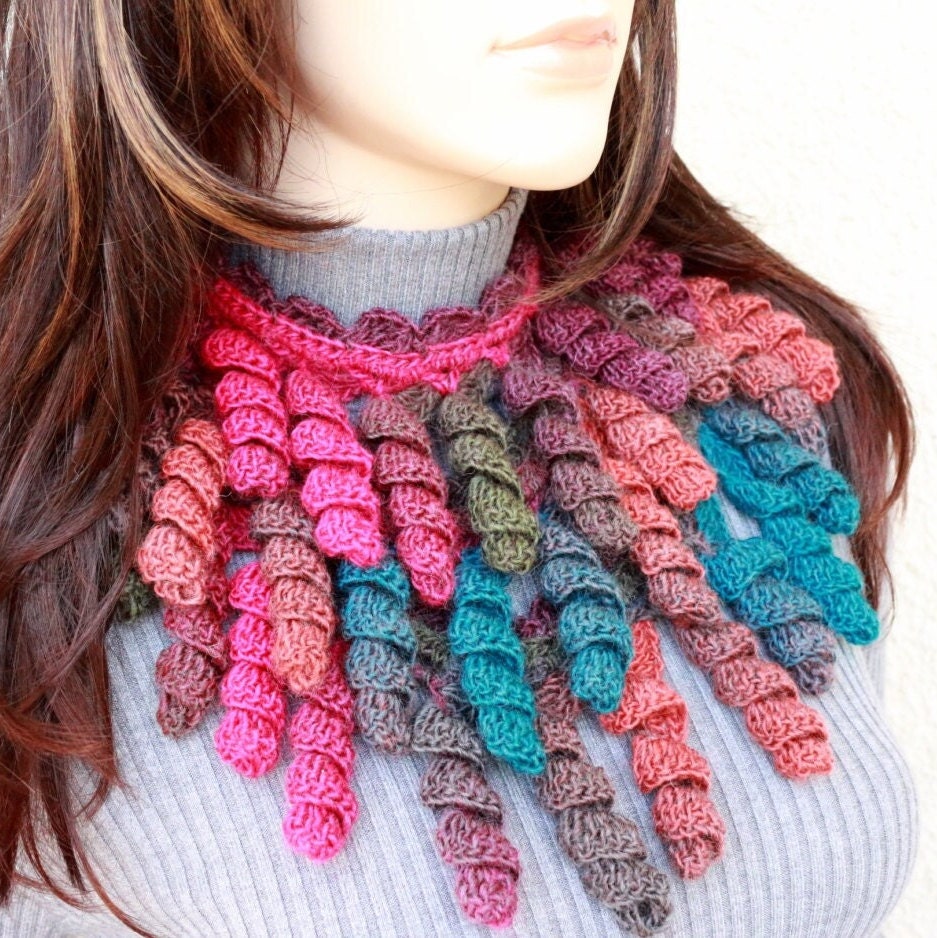 Crochet PATTERN Scarf, Multicolor Scarf Lariat Curly Tassels