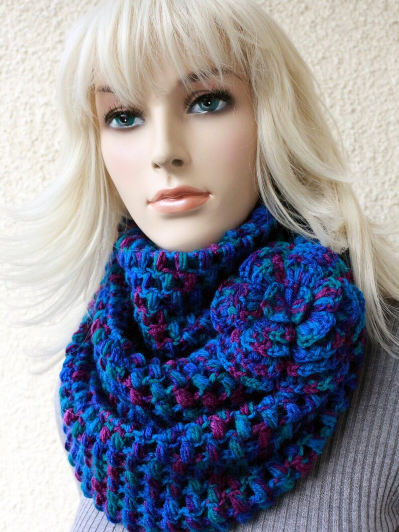 Crochet PATTERN Puff Stitch Scarf Tutorial. Infinity crochet circle scarf pattern. Crochet scarf with big flower pattern. Download PDF 109 image 2