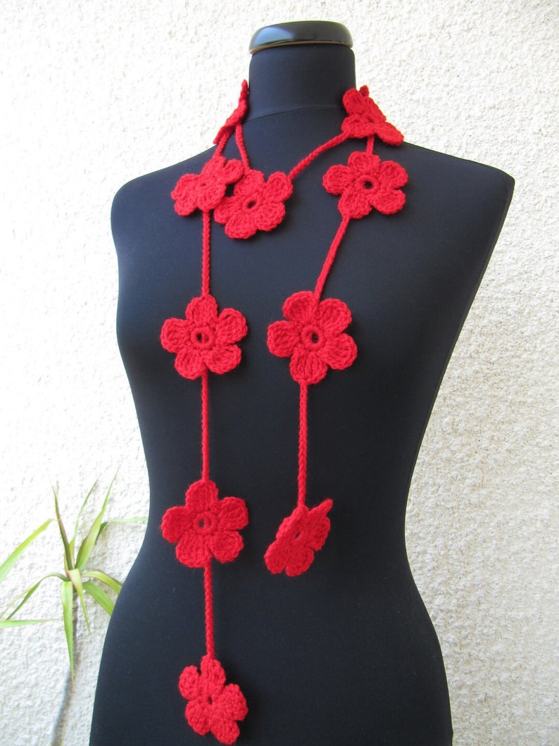 CROCHET PATTERN Flower Scarf Lariat. Tutorial crochet floral scarf pattern. Crochet flowers garland pattern. Download PDF 29 image 2