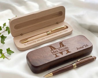 Personalisierter Stift – Individuell gestaltetes Holzstift-Set mit Namen, graviertes Stift-Set, Holzstiftbox, Geschenk für Doktoranden der Rechtswissenschaften, Geschenk zur Wertschätzung von Lehrern