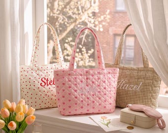 Women's personalized quilted tote bag with embroidered letters shoulder bag, travel gift,bridesmaid invitation gift