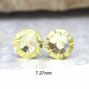 Jonquil Flat back Earrings, 7.27mm Light Yellow Crystal Studs, Handmade Studs 画像 1