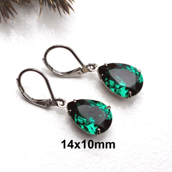 Emerald Crystal Pear Earrings, Green Lever backs, Green Surgical Earrings, 14x10mm