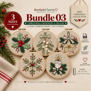 Könnte beinhalten: Ein digitales Stickmuster-Set mit dem Titel BUNDLE 03 CHRISTMAS GREENERY & DECOR, bestehend aus fünf runden Stickrahmen mit Motiven von Stechpalmen, Misteln, einem Stern, einer Schneeflocke und einer Kerze. Enthält 3 Größen: 4 cm, 7,6 cm und 10 cm.