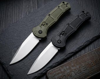 Sturdy pivot lock folding knife features anti-rust blade, black and green optional handle. practical fine Gift for Father, father, husband