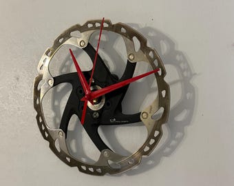 Upcycled Bicycle Rotor Wall Clock – Handmade Cycling-Inspired Metal Art Clock