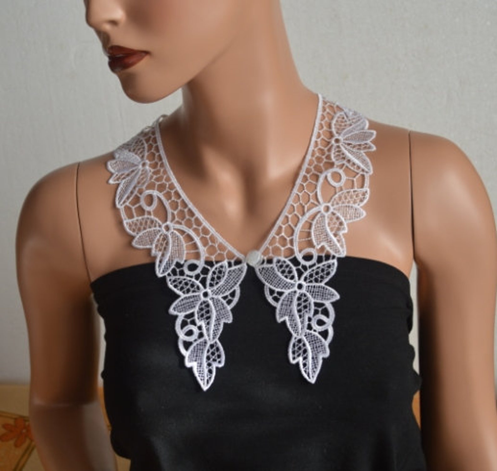 White Arthur Peter Pan Collar Set