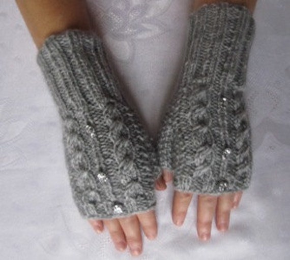 winter wear hand gloves