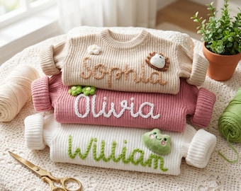 Personalisierter Baby-Namenspullover, handbestickter Strickpullover, weiches Geschenk für Neugeborene (Jungen & Mädchen)