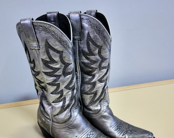 Shyanne Metallic Silver Leather Cowboy Boots - sz. 7