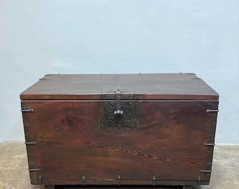 Large Antique Joseun Era Bandaji Chest