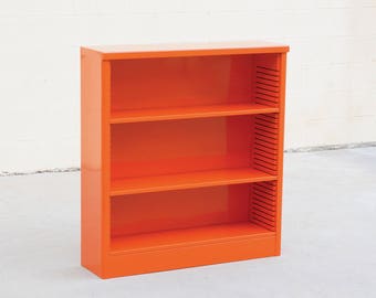 1960s Steel Tanker Style Bücherregal in Orange, Custom Refinished, Kostenloser US-Versand