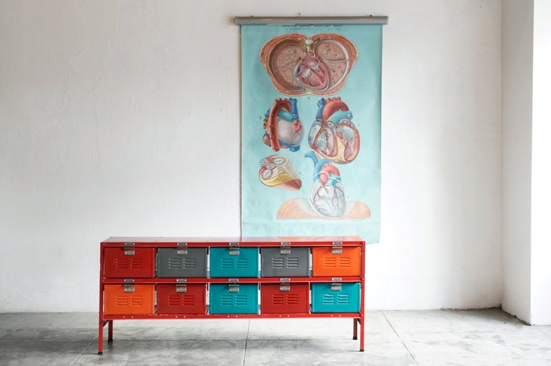 5 x 2 Reclaimed Locker Basket Unit with Red Frame and Multicolored Drawers, Free U.S. Shipping 画像 5