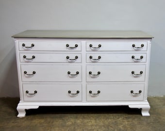 Willett Furniture Mid-Century Dresser