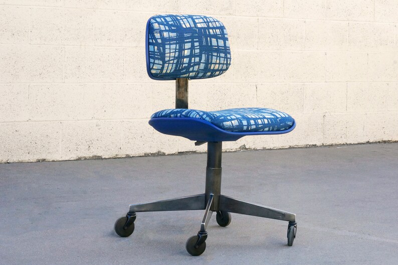 Vintage 1980s Chrome Steelcase Office Chair With Blue Abstract Fabric Free U S Shipping