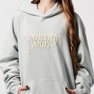 Sincerely Yours Gift - 60+ Gift Ideas for 2026