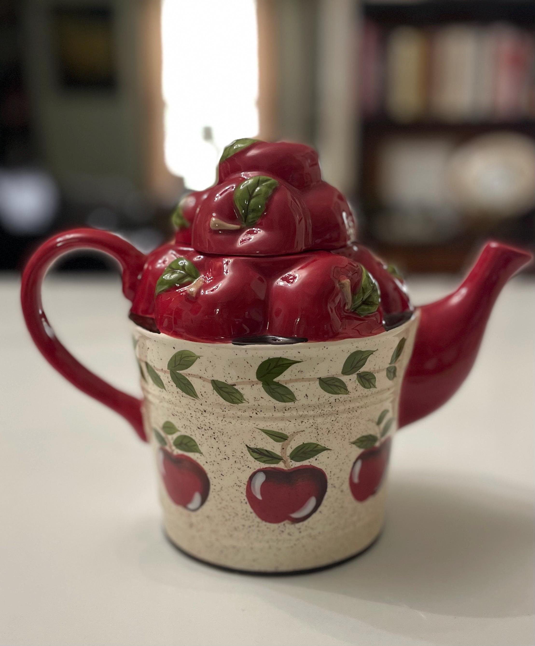 Vintage Apple Teapot - Etsy