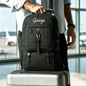 Personlig ryggsäck för män, anpassad broderad reseryggsäck, handbagageryggsäck för laptop, vandringsryggsäck, present till honom, present med namn till män