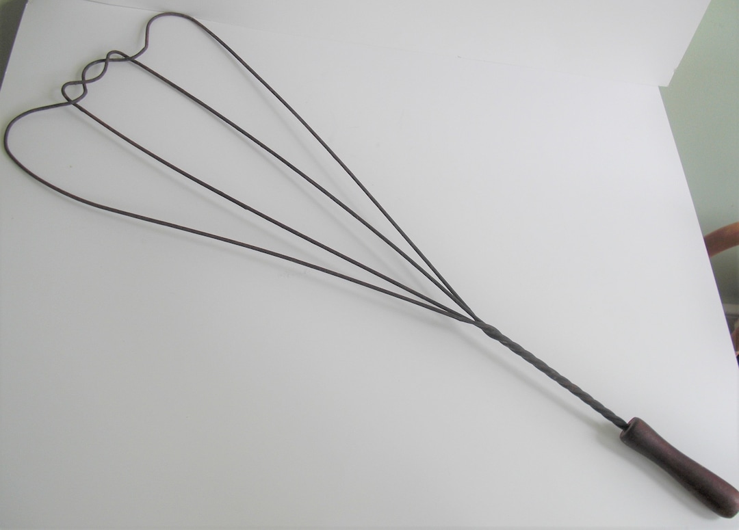 Antique Wire Rug Beater Wood Handle Etsy