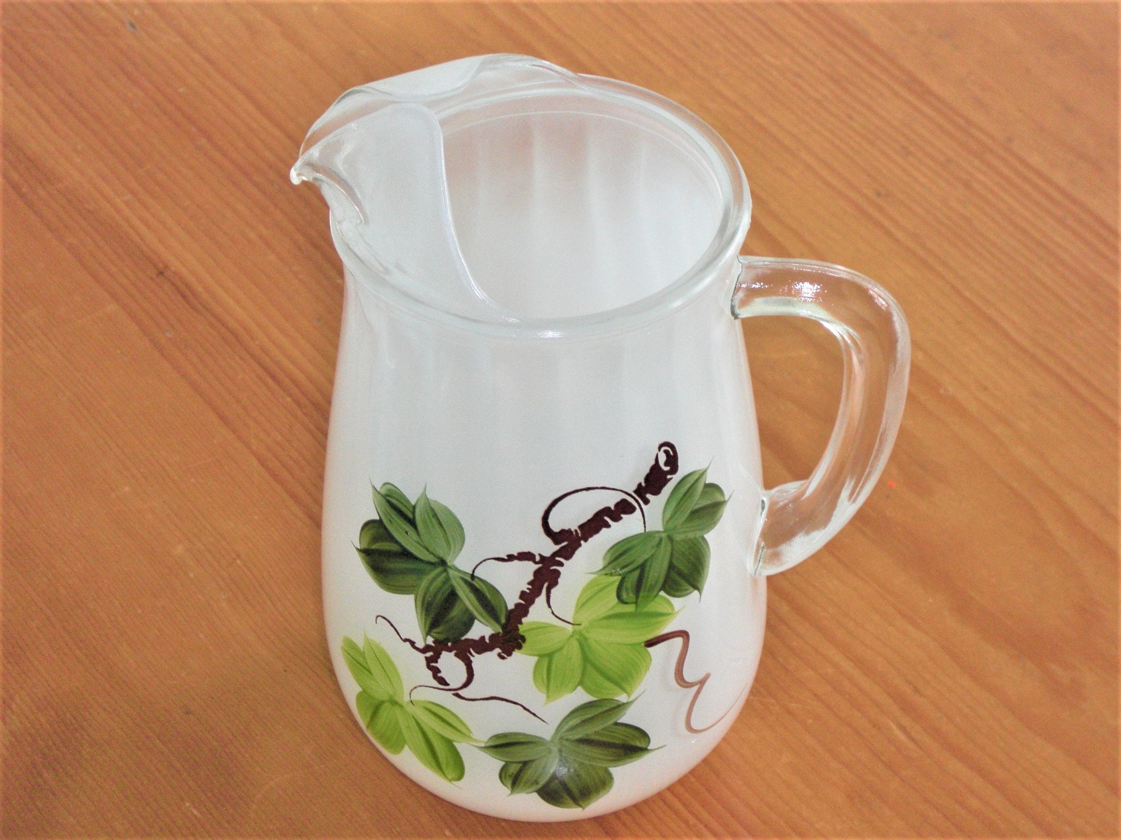 Sandpiper Frosted Large 48 oz. Glass Pitcher