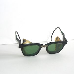 小物 TSY ORIGINAL SAFTY GLASSES 001 // GREEN 小物 TSY ORIGINAL SAFTY GLASSES 001 // GREEN TSY ORIGINAL SAFTY