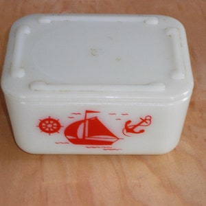 Vintage Mckee Milk Glass Red Sailboat Refrigerator Storage Box