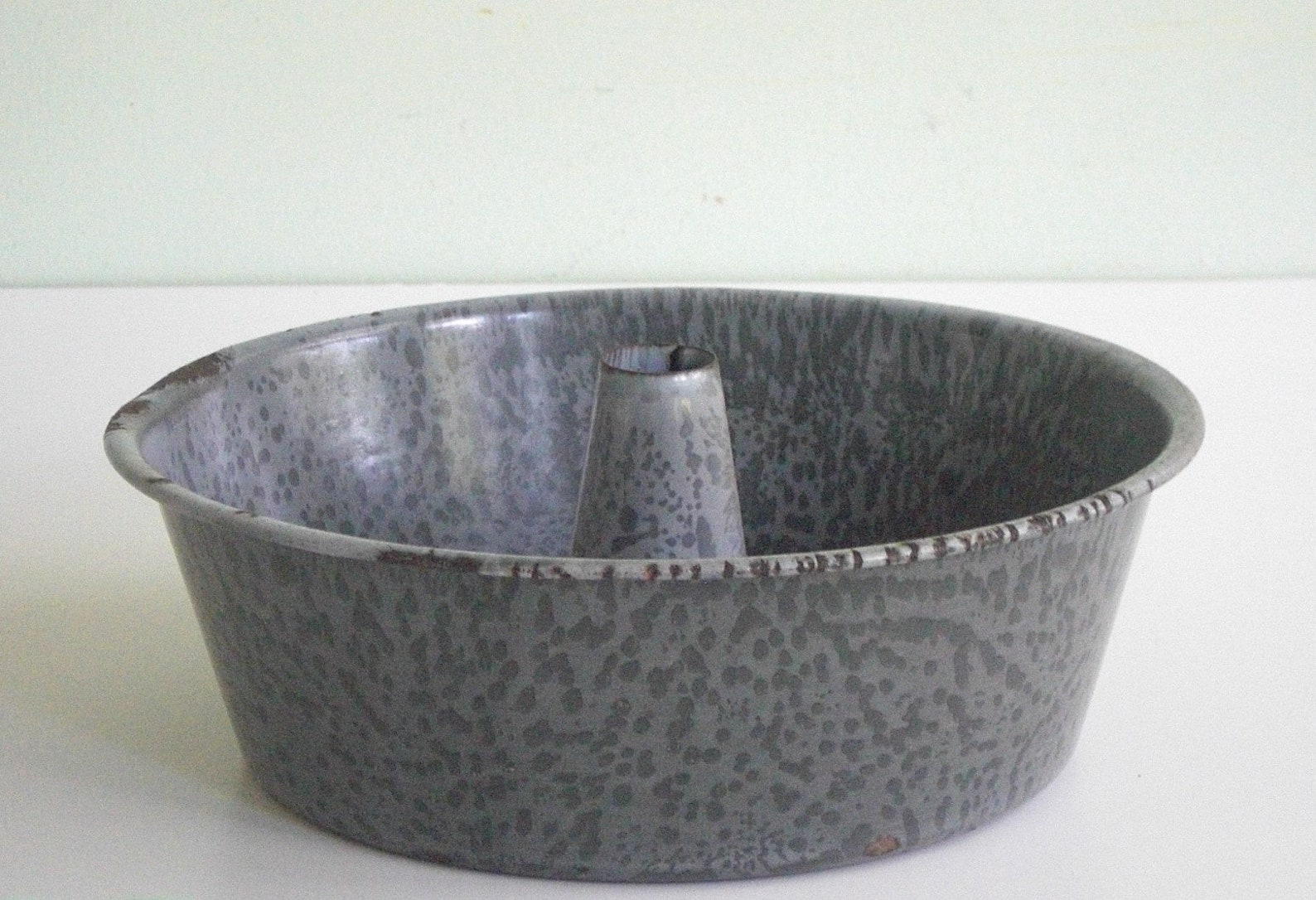 Vintage Gray Graniteware Bunt Cake Pan Jello Mold Etsy