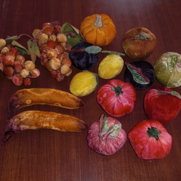 Lot 15 Vintage Velvet Fruit Vegetables