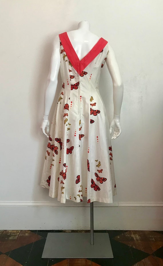 1960's white cotton sundress with butterflies and… - image 4