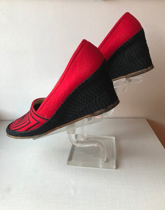 1970's Givenchy red and black espadrilles/size 8A… - image 5