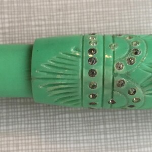 Houppette à Poudre Vintage Brevetée Des Années 1920 - Modèle Pliable Rose, Rétro Et Pratique