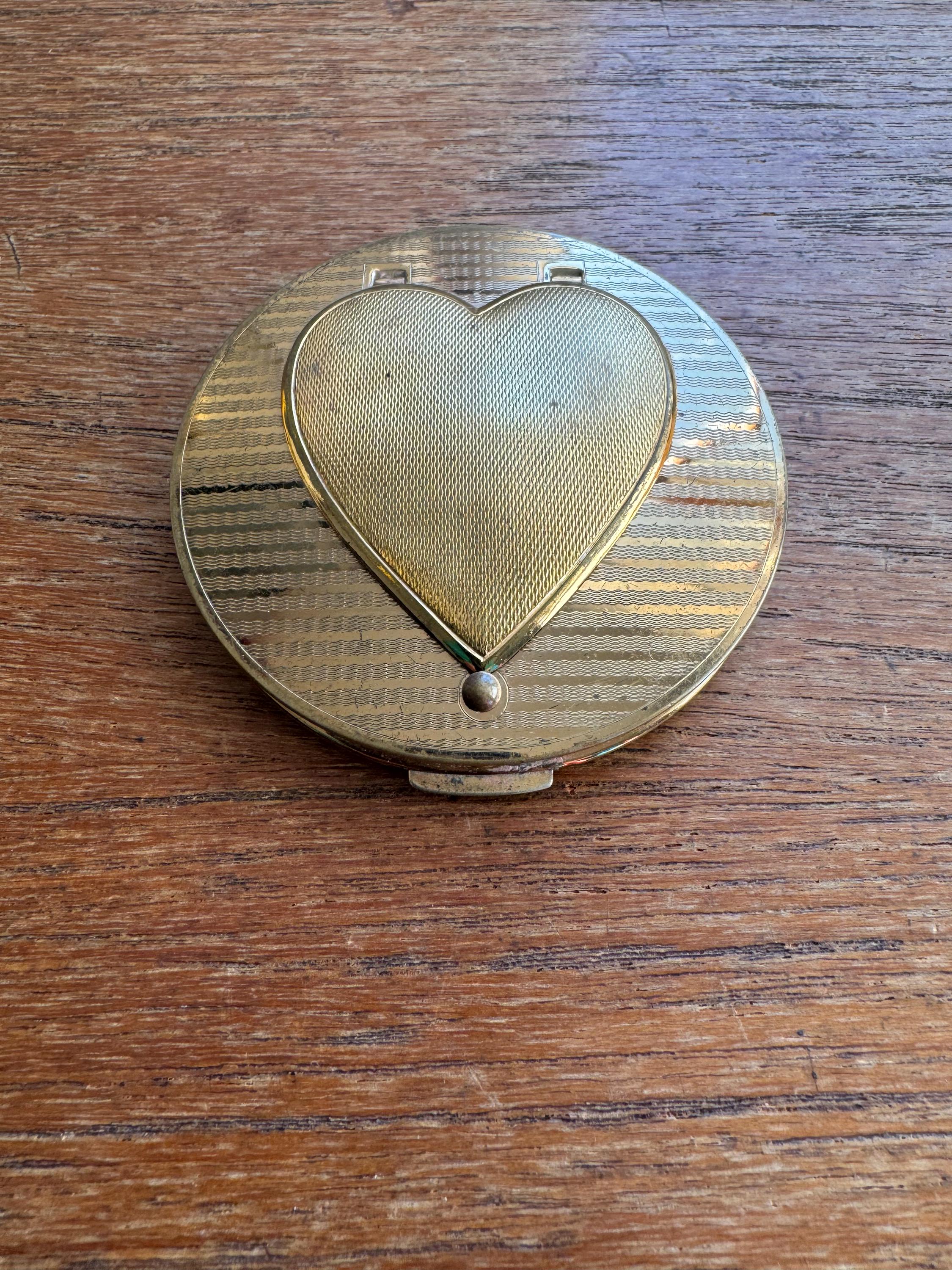 Sweetheart Compact - Etsy